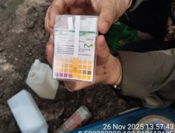 DLH Inhu Turun Tinjau Dugaan Pencemaran Sungai Akibat Limbah PKS PT RAU   