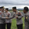 Wakapolri Beri Bantuan di Tapteng Secara Simbolis Kepada Bupati
