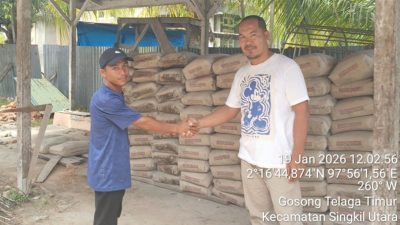 Sumbangan Seratus Sak Semen Diberikan Untuk Pembangunan Masjid Aceh Singkil