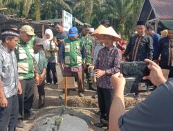 Wakil Bupati Aceh Singkil Lakukan Penanaman Cabai Perdana Desa Gosong