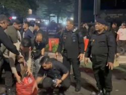 Wakapolda Metro Jaya Pimpin Personel Bersihkan Kawasan Thamrin