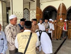 91 Jamaah Haji Aceh Singkil Kembali Utuh, Bupati Sambut Langsung