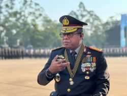 Peringatan Bhayangkara ke‑80, Ribuan Warga Ikut Berbaris Bersama Polri
