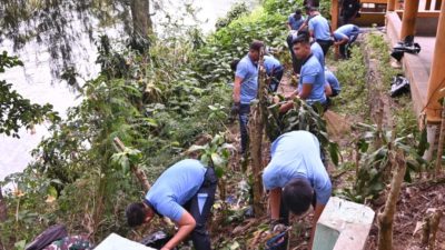 Lanud Iswahjudi Bersihkan Telaga Sarangan, Wujud Bakti Lingkungan