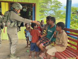 Patroli Humanis Satgas Damai Cartenz Hangatkan Kenyam