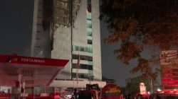 Kebakaran Gedung Bapenda DKI Jakarta, Dit Samapta Polda Metro Jaya Kerahkan 72 Personel Bantu Penanganan dan Pengamanan
