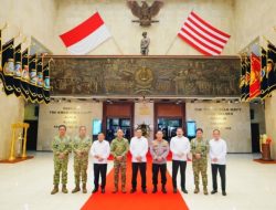 Kapolri Bersama Menko Polkam dan Pimpinan Lembaga Negara Kukuhkan Kebersamaan dan Sinergi di Mabes TNI AL
