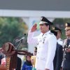 Jadi Inspektur Upacara HUT ke-81 RI, Bupati Lucky Hakim Ajak Masyarakat Isi Kemerdekaan dengan Kerja Nyata — Paparkan Sejumlah Capaian Pemkab Indramayu