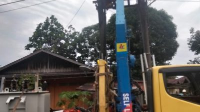 Dua Trafo Tersambar Petir, Listrik di Gosong Telaga Padam Berjam-jam