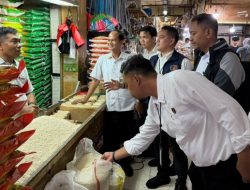 Satgas Pangan Polda Metro Jaya Cek Harga & Stok Beras di Ciracas, Masih Sesuai HET