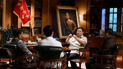 Presiden Prabowo Perintahkan: Komunikasi Pemerintah Harus Bahasa Sederhana, Dengar Suara Rakyat