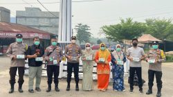 Polsek Kuantan Hilir Bersama Dinas Kesehatan Bagikan Ribuan Masker, Cegah Dampak Buruk Asap Karhutla