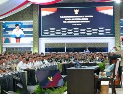 Presiden Prabowo Beri Taklimat ke 800 Perwira Tinggi TNI-Polri: Samakan Visi Hadapi Tantangan Bangsa